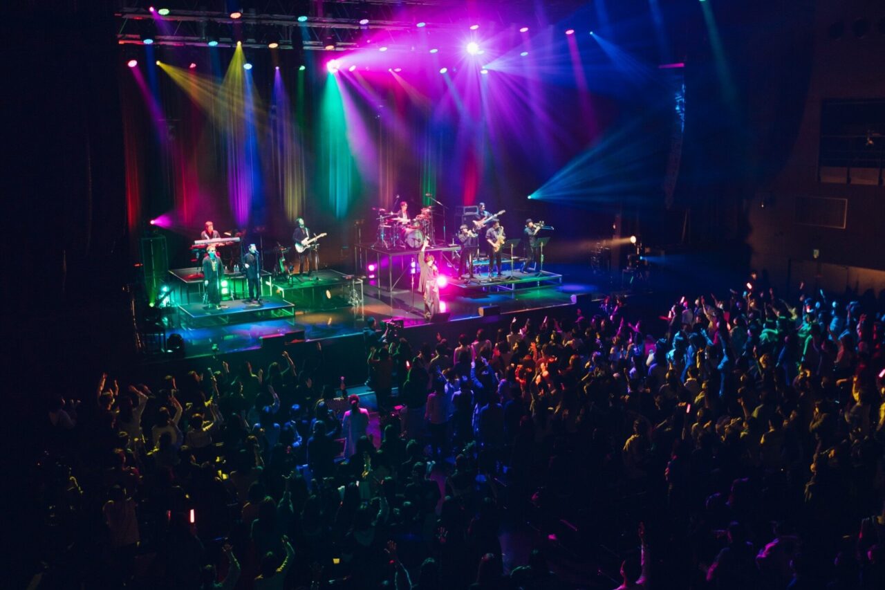 back number ライブ セトリ】初のホール公演を遜色なく展開.大成功を収め